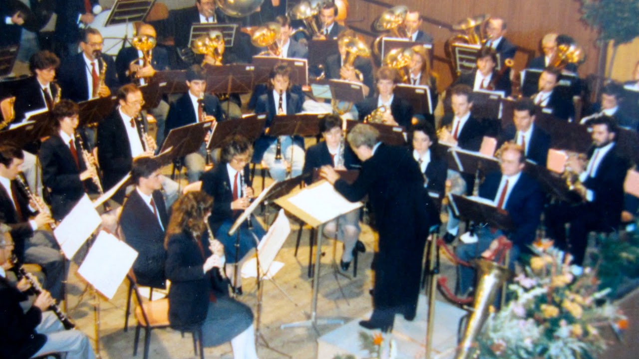Corpo Musicale di Villasanta Storielle del bosco viennese (Johann Strauss figlio) YouTube