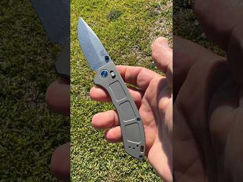 Warning… the Benchmade Narrows knife is actually good… so I’m torn!