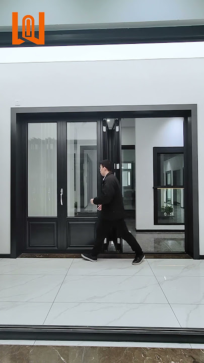 4-Panel Design Folding Door