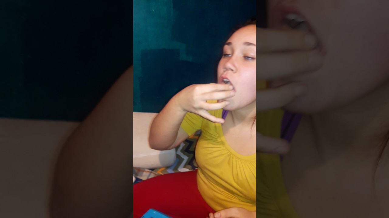 Girl Eats Live Mice Porn Sex Photos