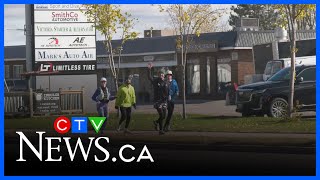 Man runs perimeter of Kitchener, Ont. for local support services