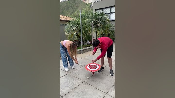 FIZ UMA BEYBLADE GIGANTE! #shorts