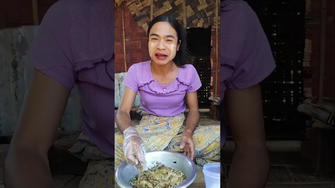 ခရမ်းသီး မီးဖုတ်သုပ်နဲ့ ထမင်းစားကြမယ်ရှင့် 