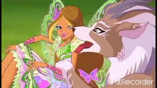 Amarok Licks Flora (winx club)