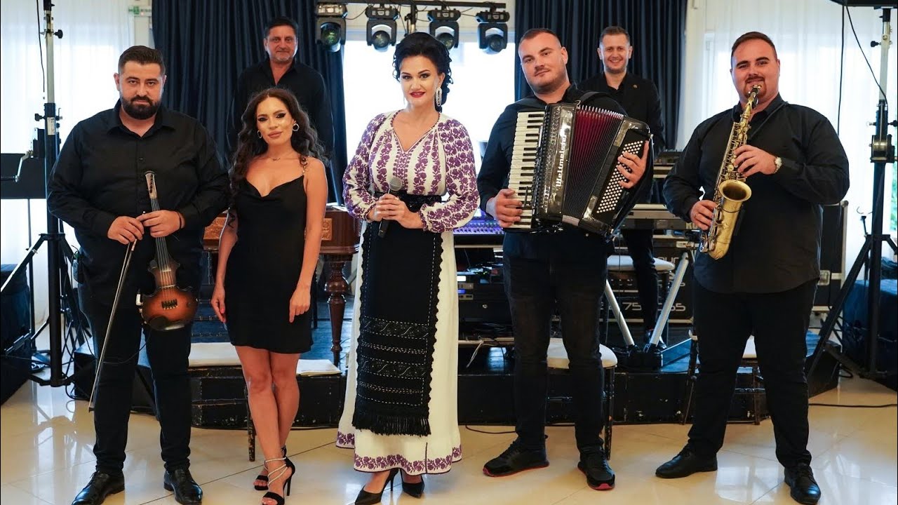 Orchestra Mirela Zisu - Colaj nunta Riviera Isalnita - YouTube