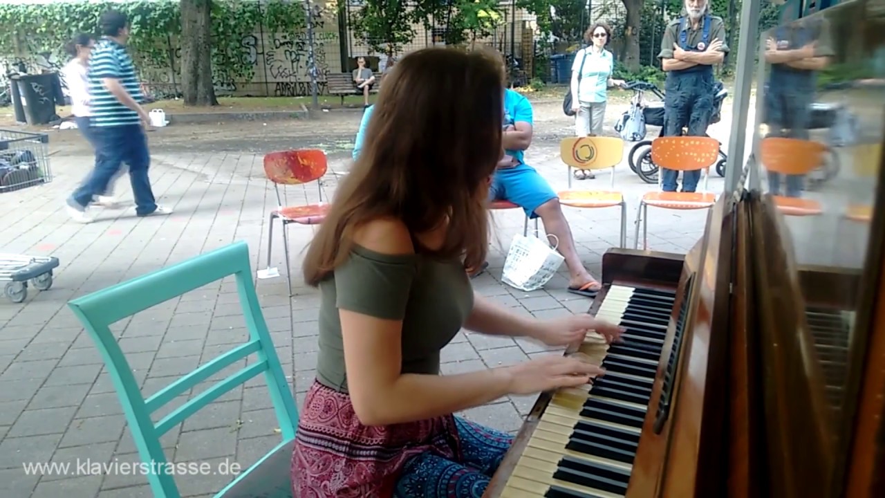 Klavierstrasse 2018 /Maikol Arrives