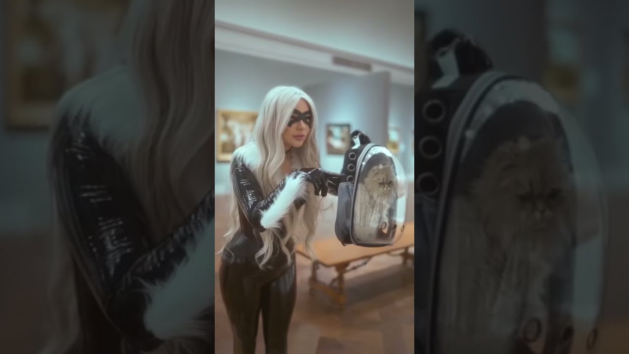 Superheroes doing everyday things pt.5 Black Cat 🐈‍⬛ 📸Liquidverve #photography #cosplay #spiderman