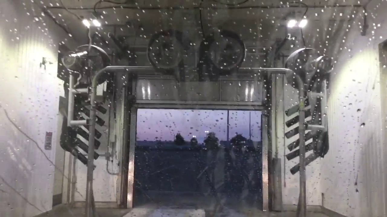 Brand New and Amazing Washworld Razor at a Canadian Tire Touchless Car