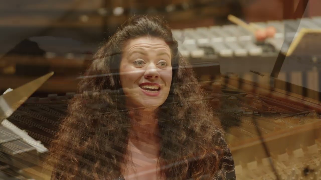 György Kurtág: Seven songs for voice and Cimbalom