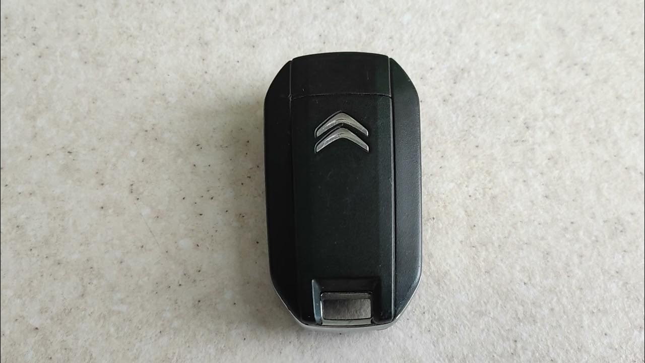Замена батарейки в ключе, постановка на учет - Citroen C4 (1G), 1,6 л, 2006 года