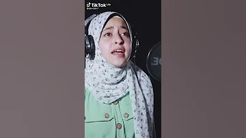 الزهراء لايق آيه تبكي الحجر 