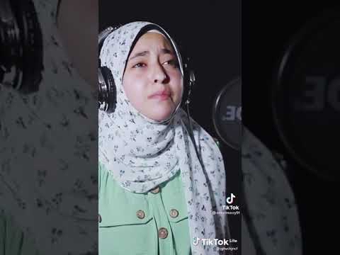 الزهراء لايق آيه تبكي الحجر