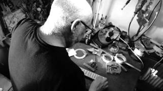 Pedro Martins - Guitar Repair & Service on a Fender Stratocaster