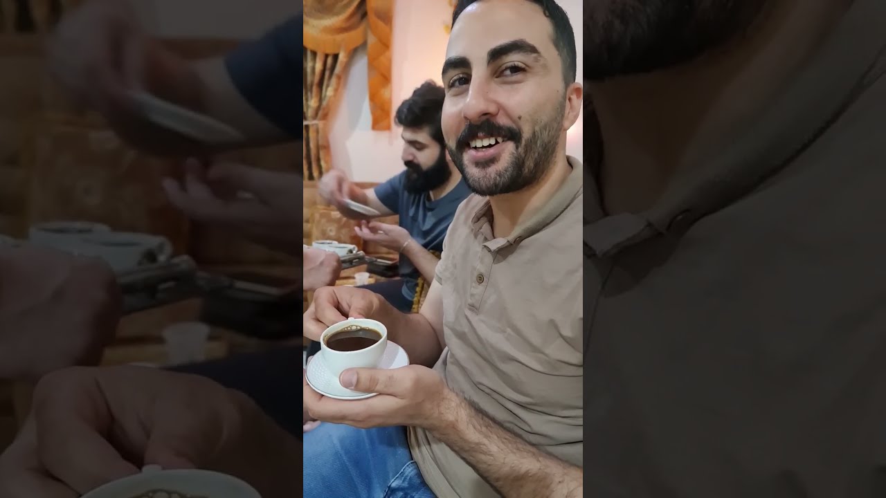 مصري أول مرة يجرب فتة مكدوس و طباخ روحو والمحاشي السورية شغل بيت معزوم في بيت سوري