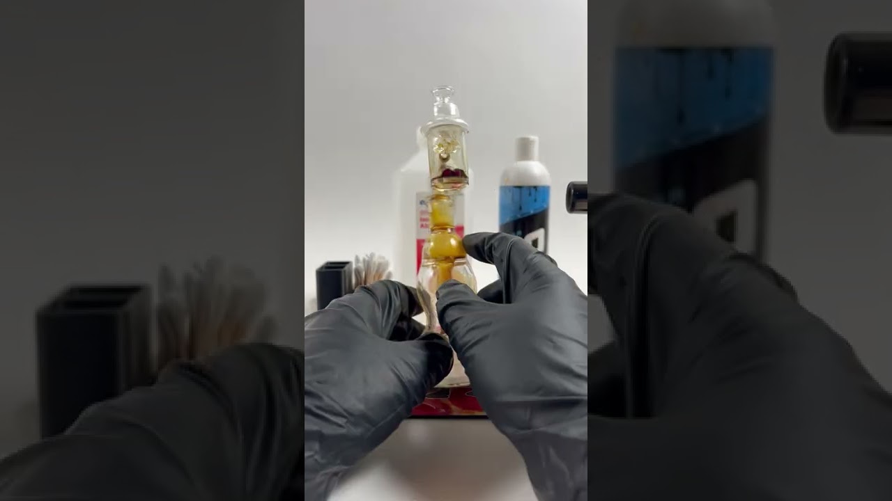 How Quick Mold / Bacteria Grows in a Bong or Rig! Why You Should Keep