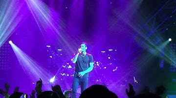 Example - Playing In The Shadows - SECC Glasgow 22.04.2012 Arena Tour