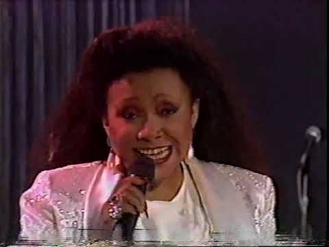 SIMONE   ALCIONE   MILTON NASCIMENTO 4