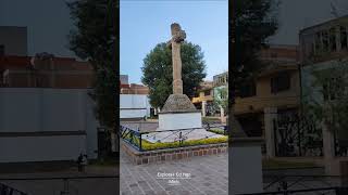 Cruz atrial del templo de San José en Ciudad Hidalgo Michoacán
