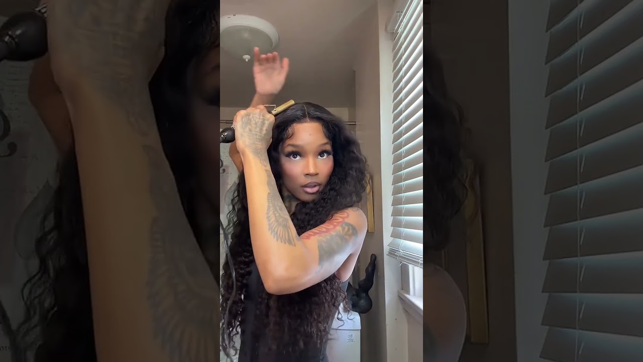 Long curly wigs for a doll-like look 