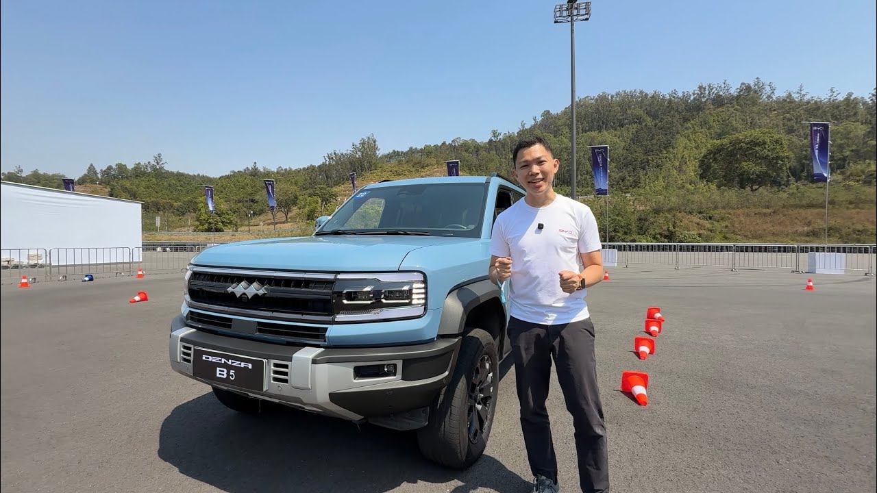 BYD Off-Roading Test Track in Shenzhen! - YouTube
