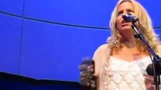 Video thumbnail of "Vonda Shepard   Tell Him    Shoko Live 10 05 2014"