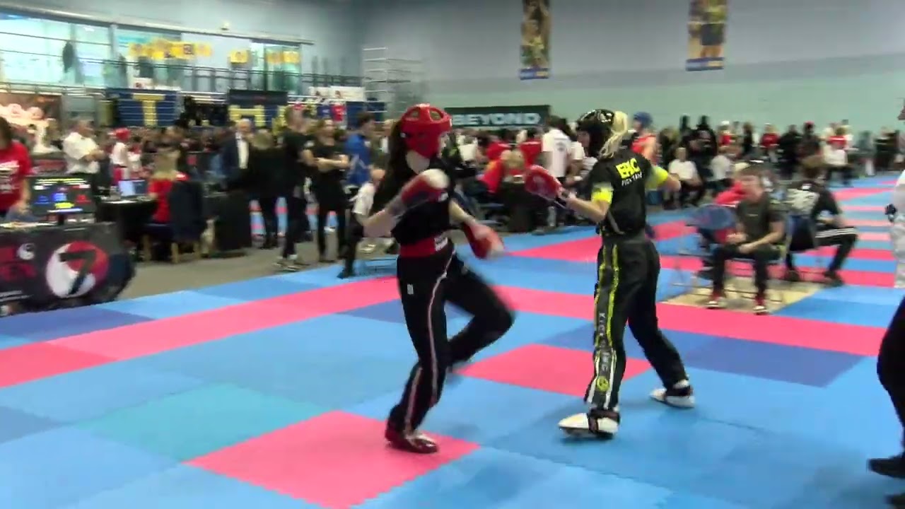 Люси Конлан Оутс против Белинды Фрит Селвей Бристоль Оупен 2025