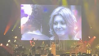 کنسرت گوگوش. همسفر  Googoosh concert Oberhausen 12.03.2022 hamsafar