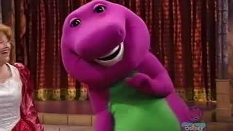 Episode from Theme Song (Waiting For Mr. MacRooney)