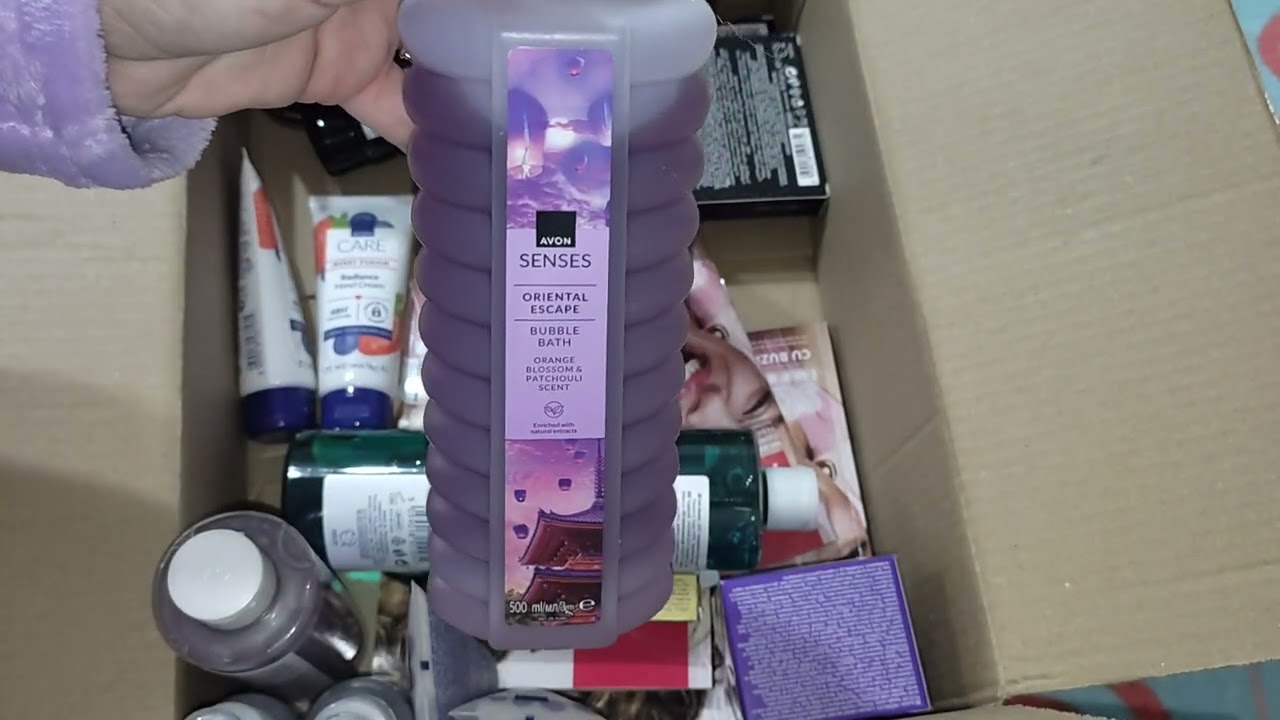 Unboxing Avon C1/2026 Ianuarie