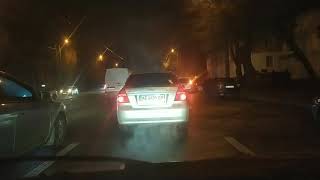Днепр, авто горит на проезжей части дороги, 15 декабря 2020 г.