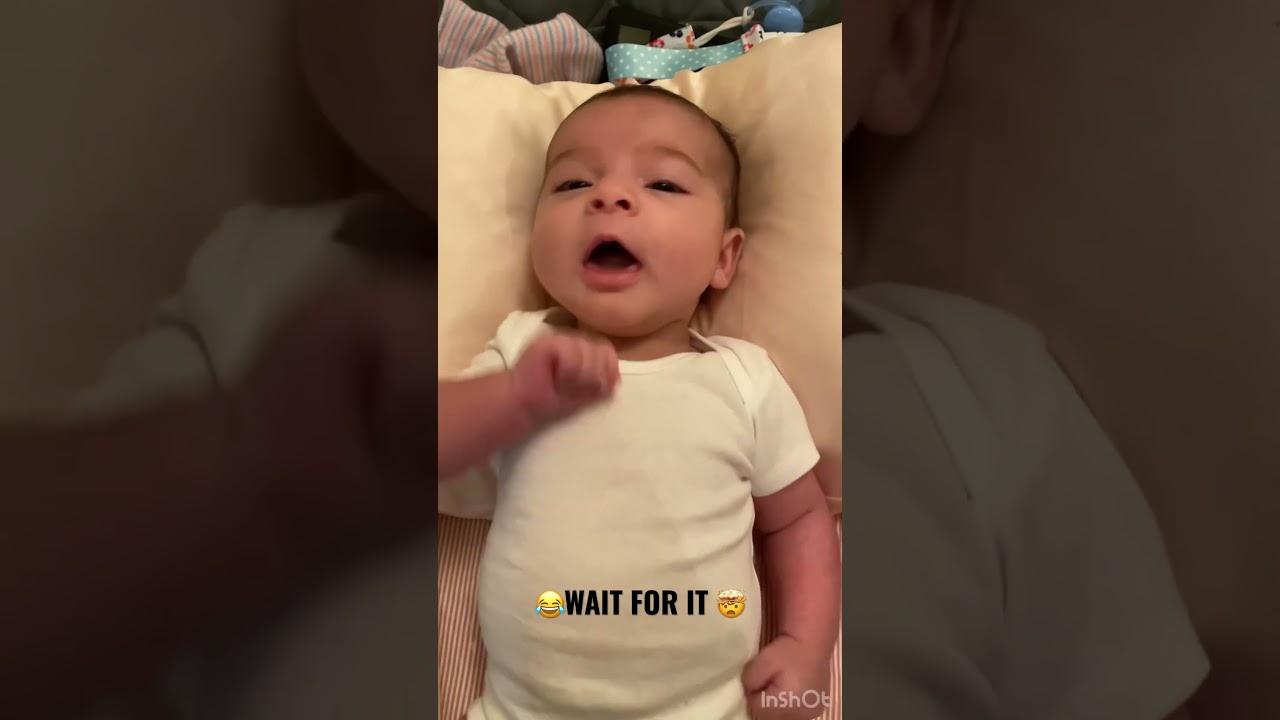 FUNNY BABY SNEEZE 