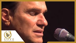I sing praises to Your Name - Terry MacAlmon (2010)