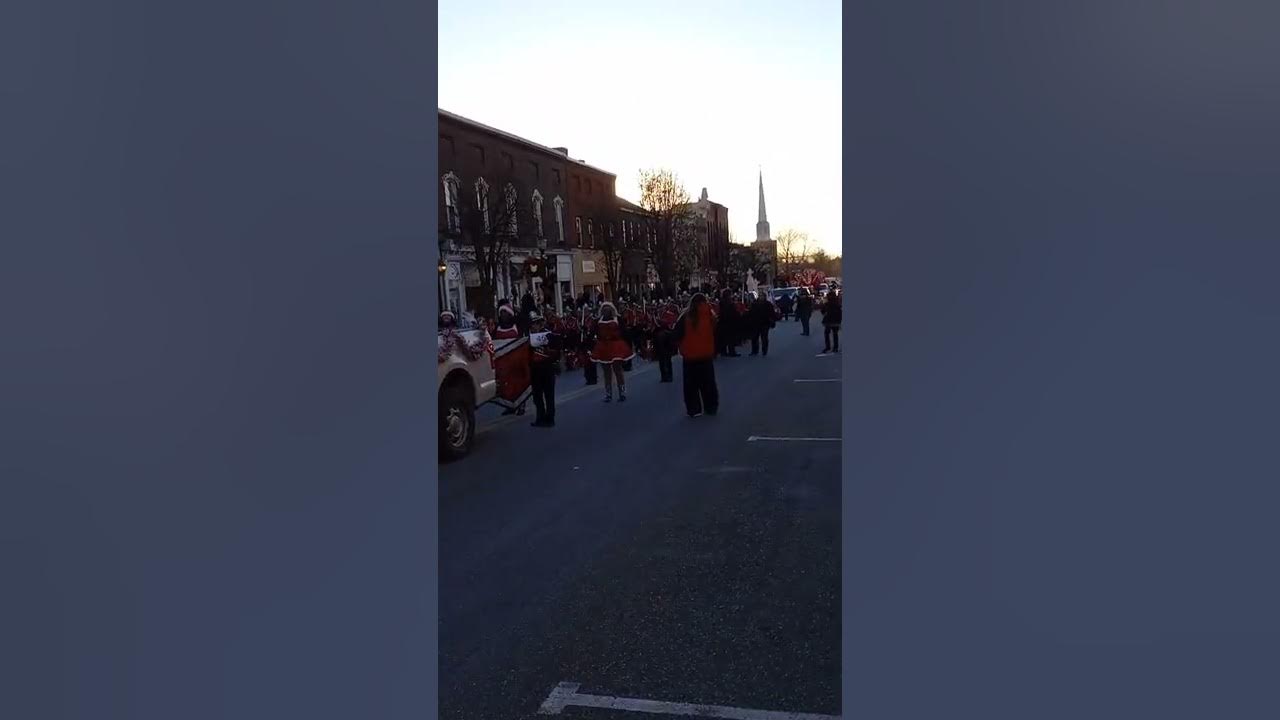Bellaire High School Marching Band in the St. Clairsville Christmas parade. YouTube