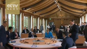 G7 leaders open first summit session