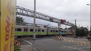 20250125@新北市樹林區俊英街平交道8493