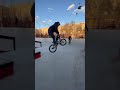 Несколько трюков в астраханском бетонном скейт парке.