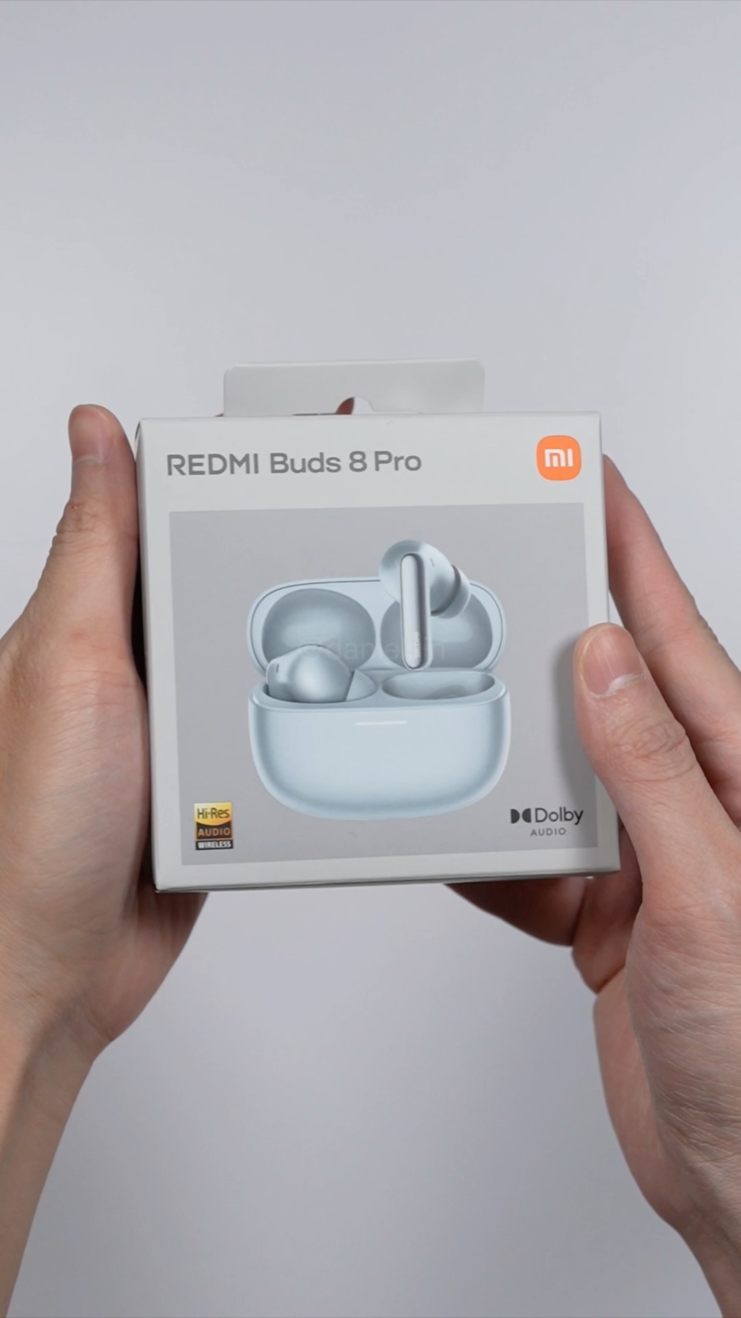 Redmi Buds 8 Pro in Glacier Blue Unboxing! - YouTube