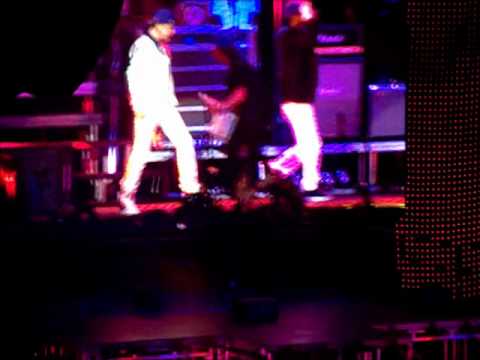 Justin Bieber -' Runaway Love' at El Palacio de Lo...