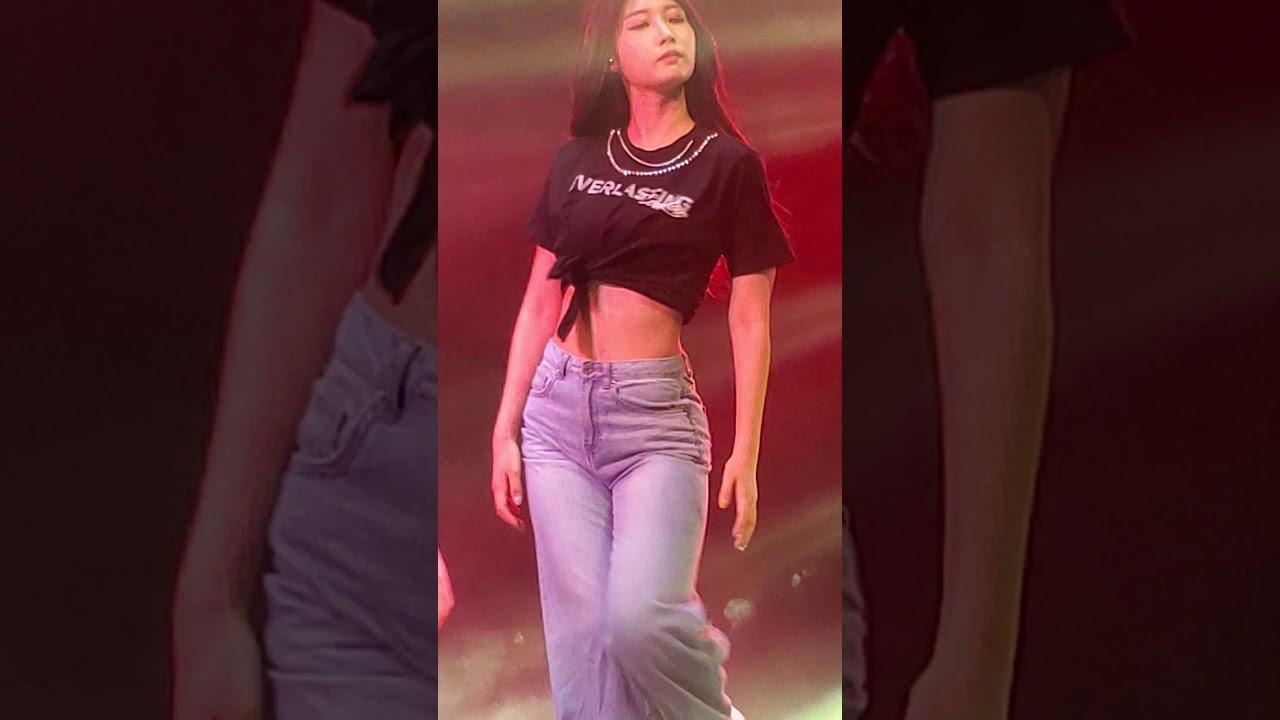 200311 EVERGLOW - 뚜두뚜두 (Ddu-Du Ddu-Du) (BLACKPINK cover) (Sihyeon focus)(Chicago)