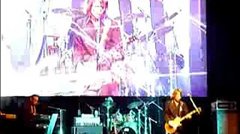 樹枝孤鳥 - 伍佰 Live @ YVR 樹枝孤鳥 - 伍佰 Live @ YVR