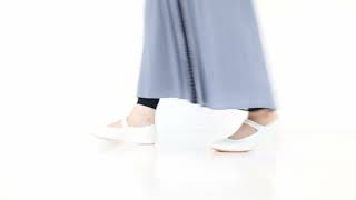 TRAVELSHOES by chausse「色白ホワイトの撥水レザーワンストラップシューズ」