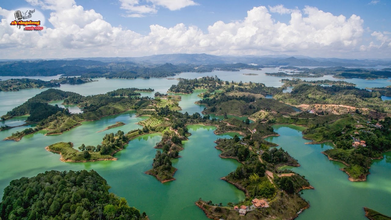 Pilot - Just A Smile - Singalong music video