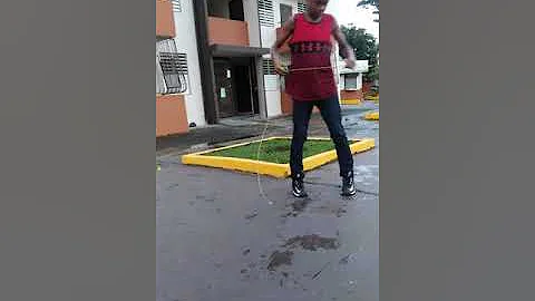 Trompo Cometa Luis lloren Torres Javier