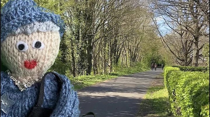 Episode 8: Gerald the Sheep and the Unofficial Wyl...