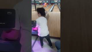 🎳