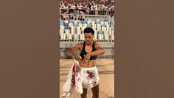 احتفال خاص من خوان ألفينا مع جماهير الزمالك الزمالك أول ا مجلة الزمالك١٩١١ اهلاوي اكسبلور 