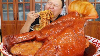 30 catties of pig's head, Ah Qiang made "spicy stewed pig's head", soft and rotten Q bomb｜Mukbang