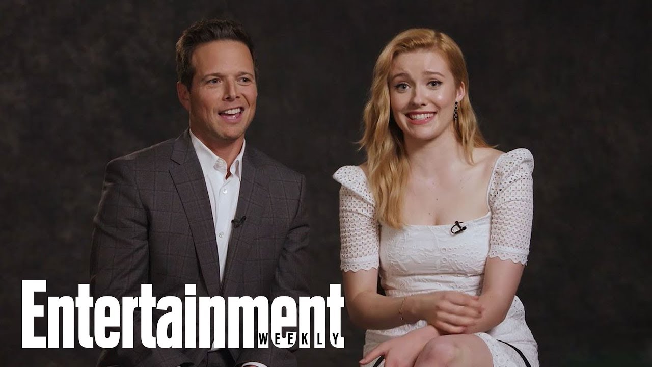 'Nancy Drew' Stars Scott Wolf & Kennedy McMann Pitch Their New CW Series 