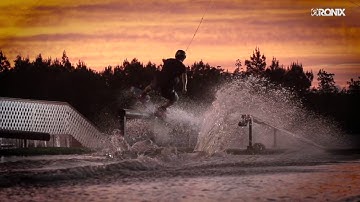 2016 ronix district park edition wakeboard