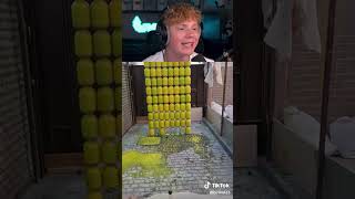 Si La Torre Se Cae, Me Hago Caca En Los Pantalones...